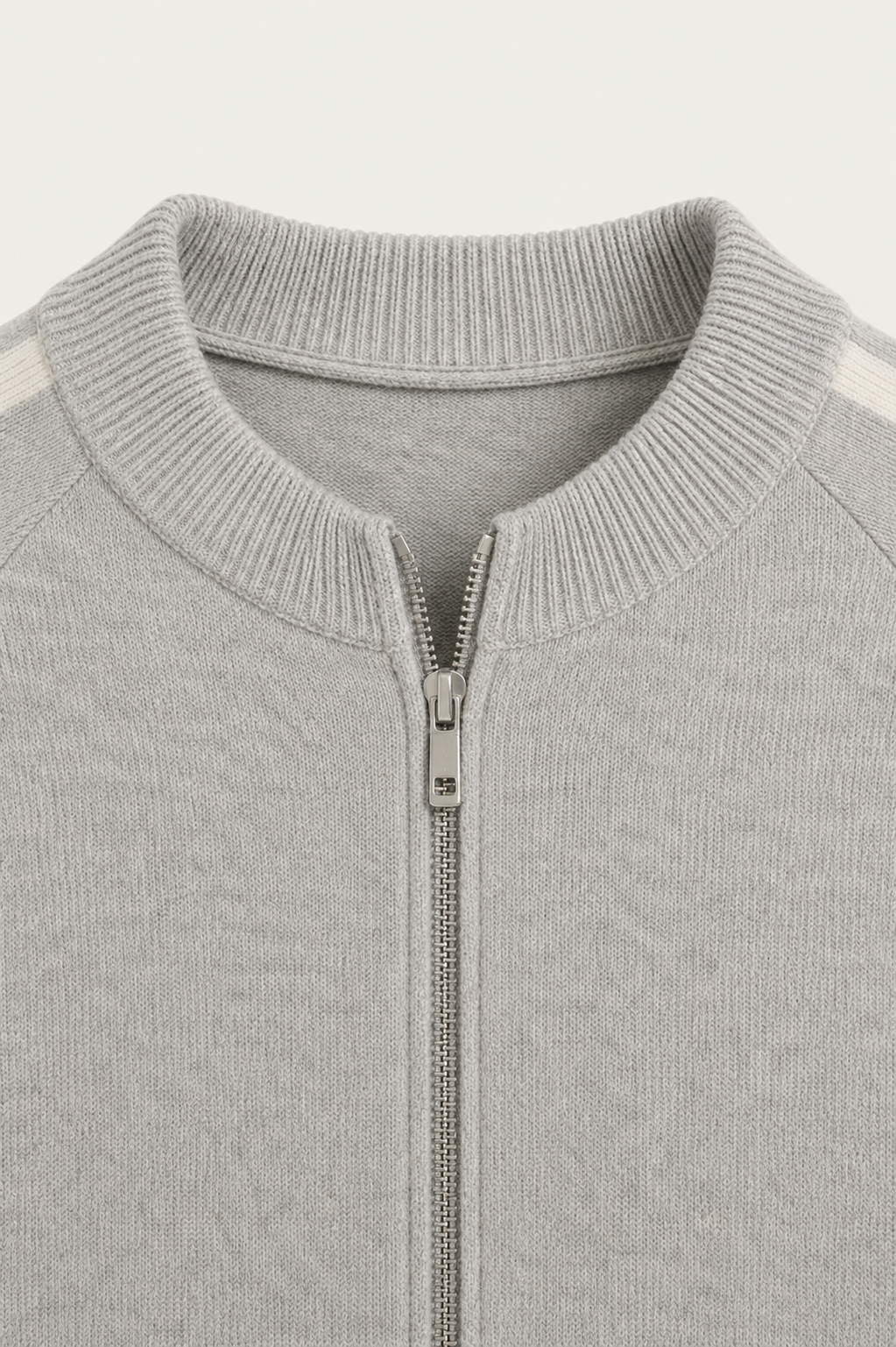 Rippkragen-Strickjacke mit Reißverschluss, Hellgrau
