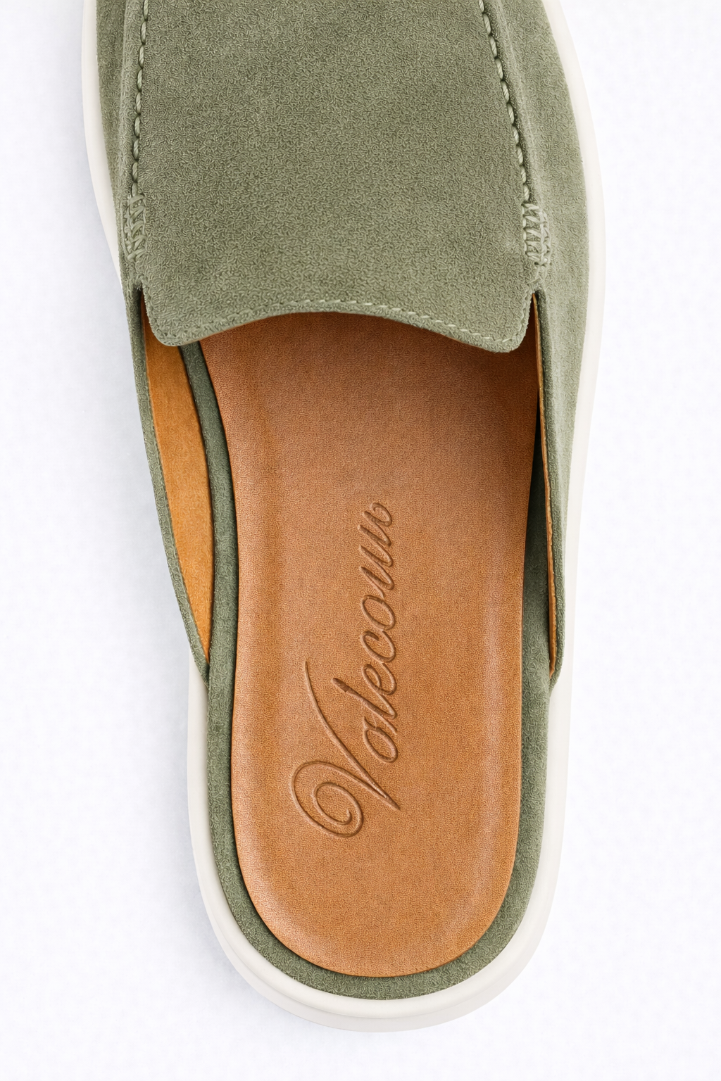 Slipper "Ancestral Suede Mule" in Salbeigrün