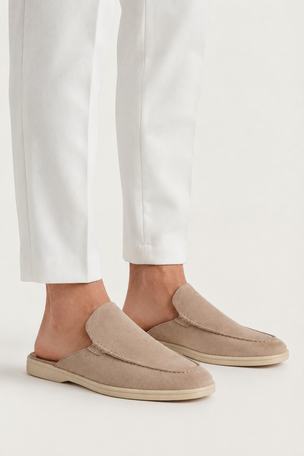 Ancestral Suede Mule Hellgrau
