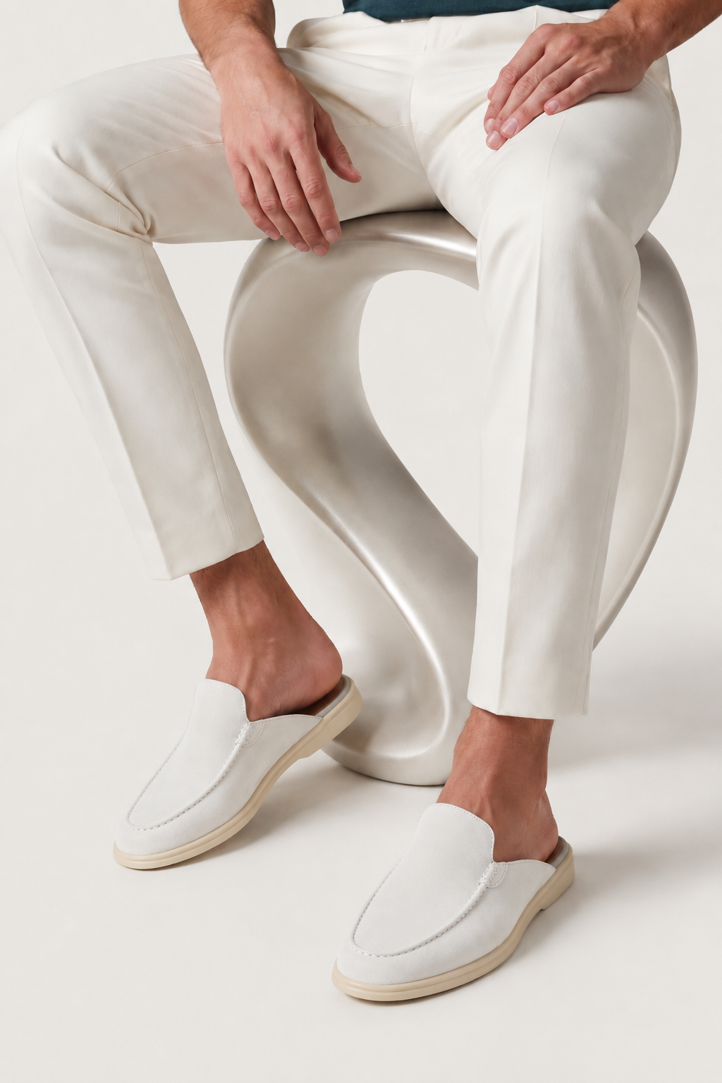 Ancestral Suede Mule Weiß