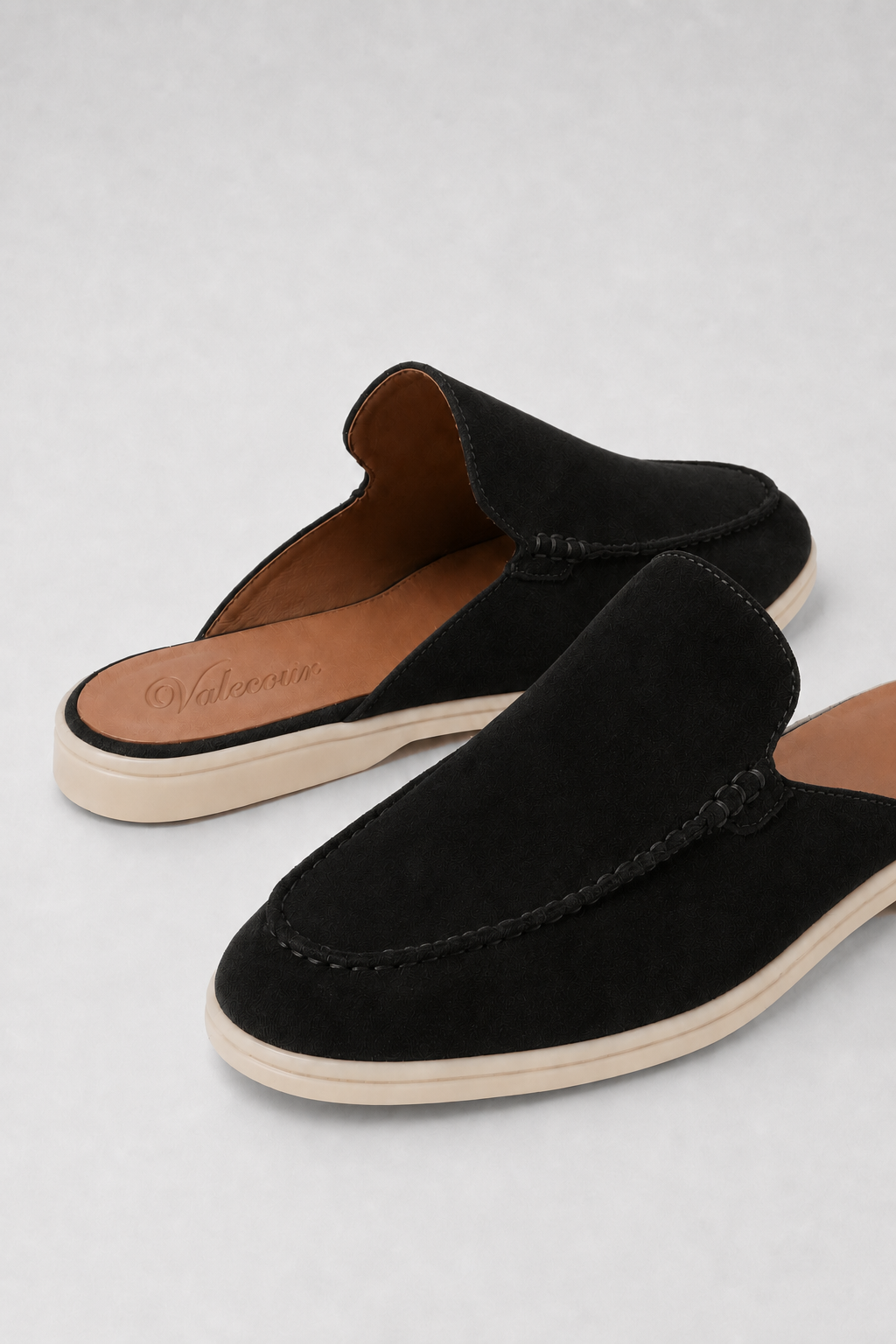 Ancestral Suede Mule Schwarz