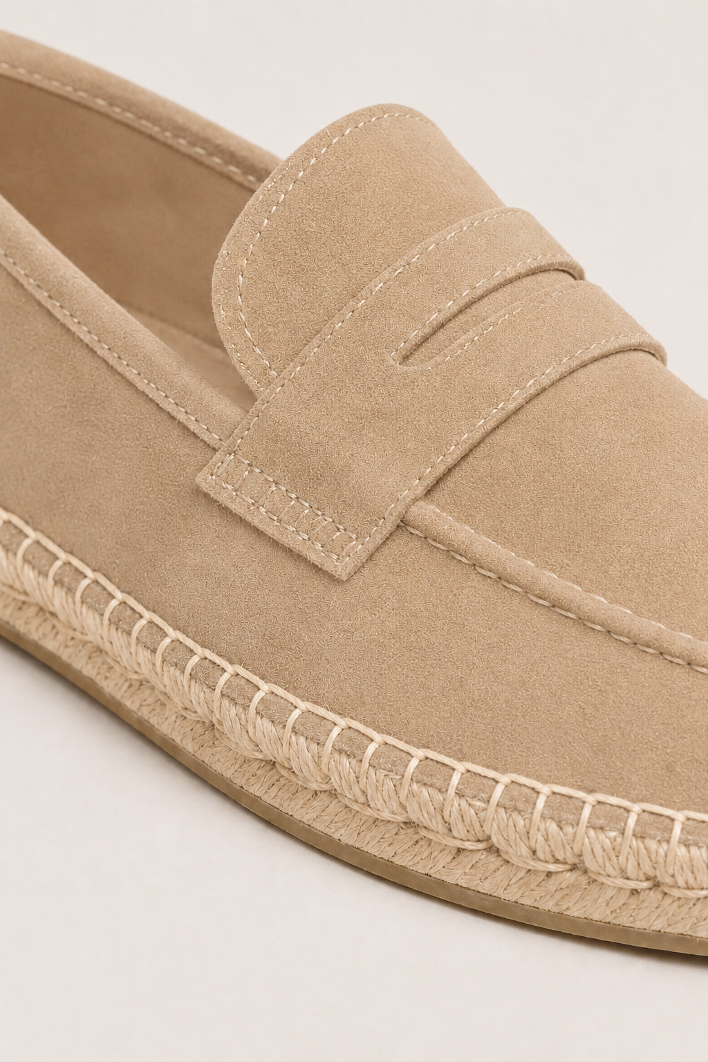 Espadrille aus Veloursleder, Beige