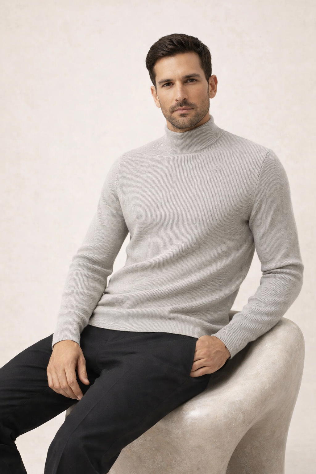 Gerippter Rollkragenpullover Beige