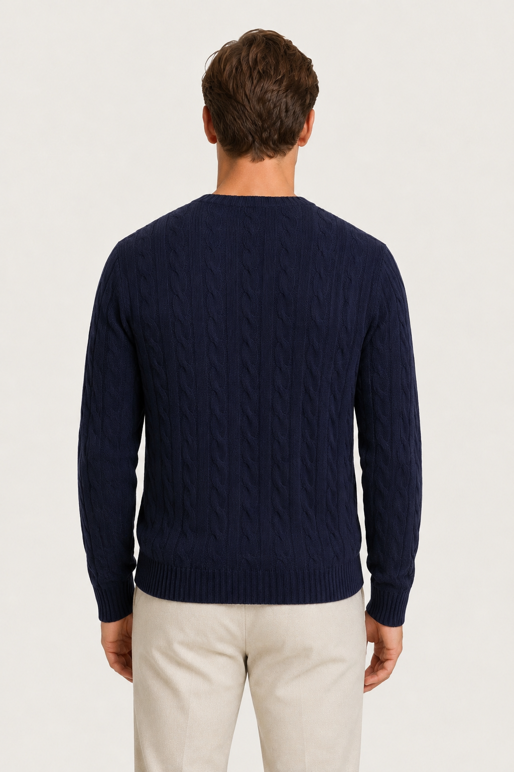 Handgestrickter Zopfmusterpullover Marineblau