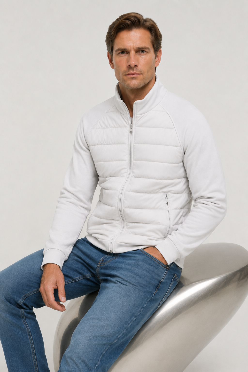 Essential Hybridjacke Weiß