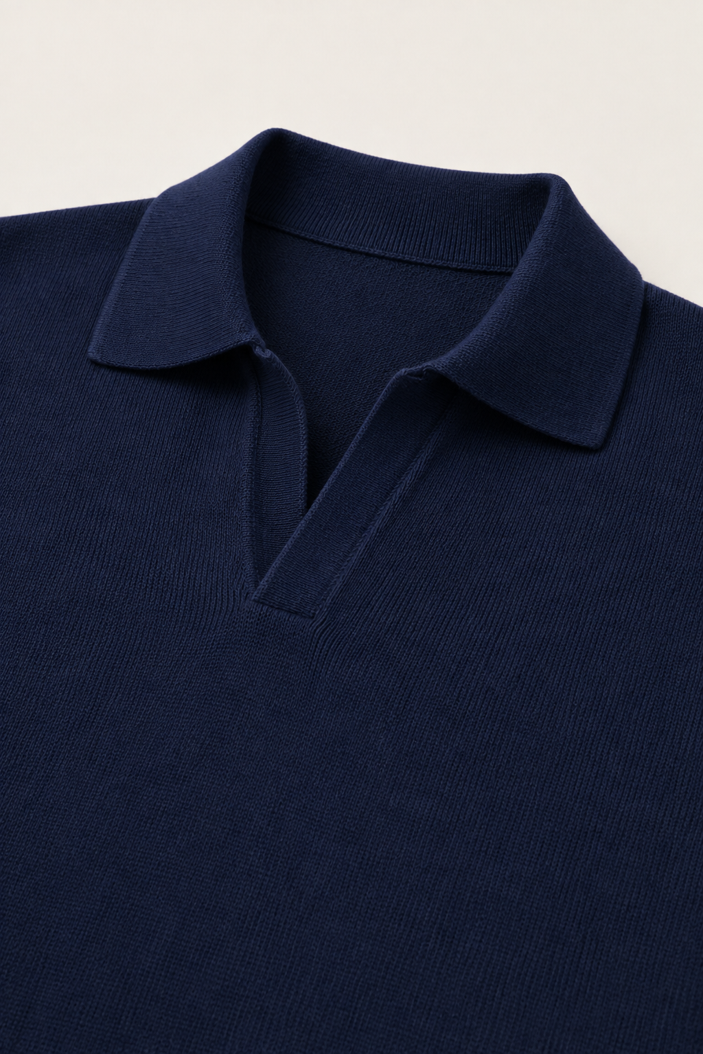 Klassisches Poloshirt ohne Knöpfe – Marineblau