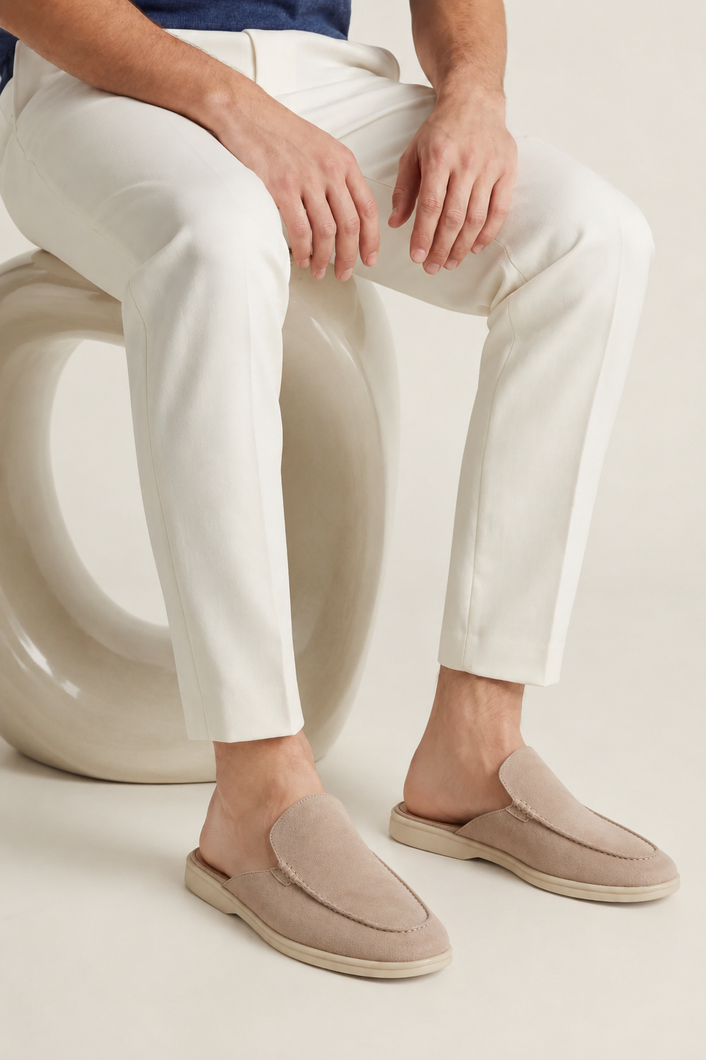 Ancestral Suede Mule Hellgrau