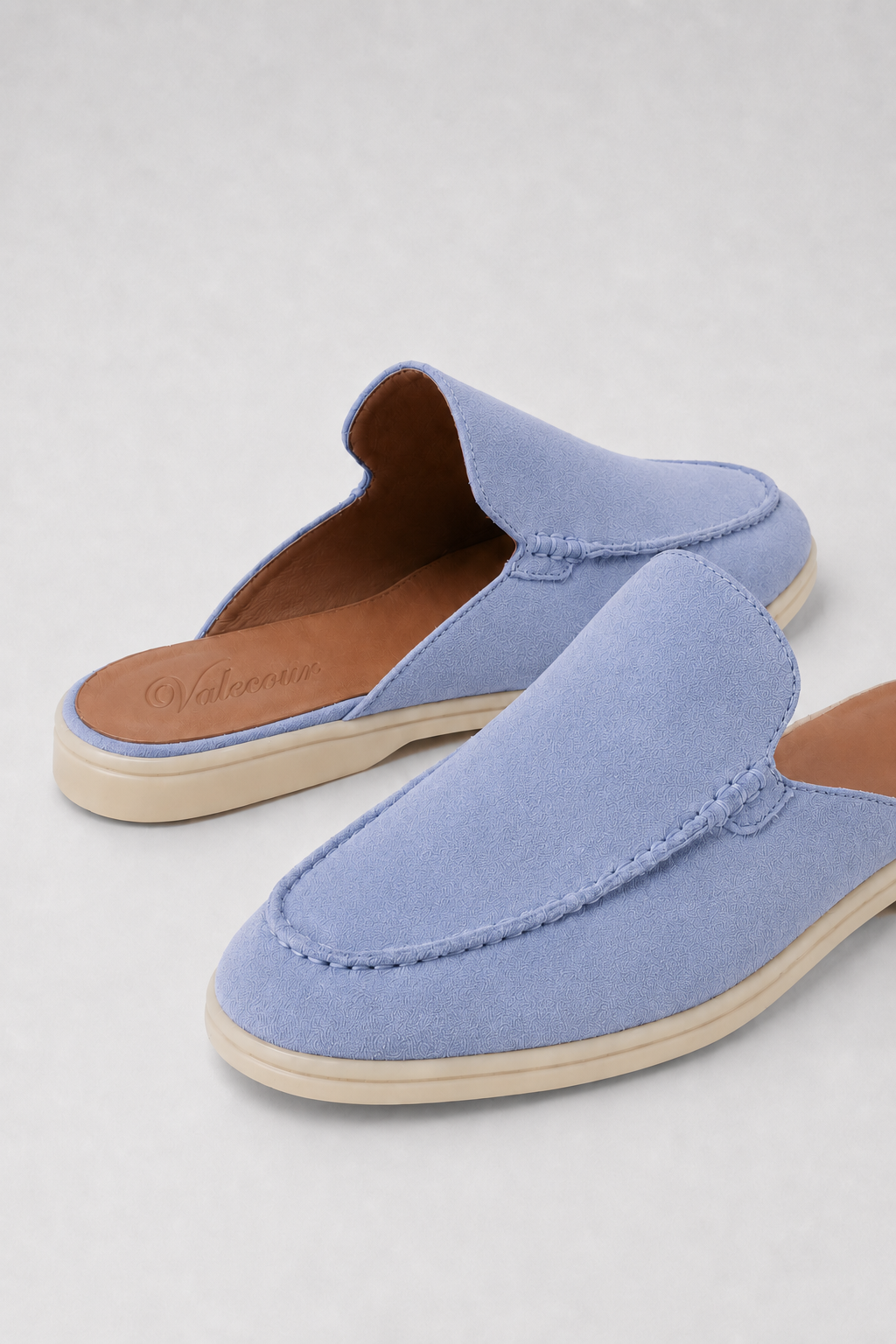Slipper aus Wildleder „Ancestral“ Babyblau