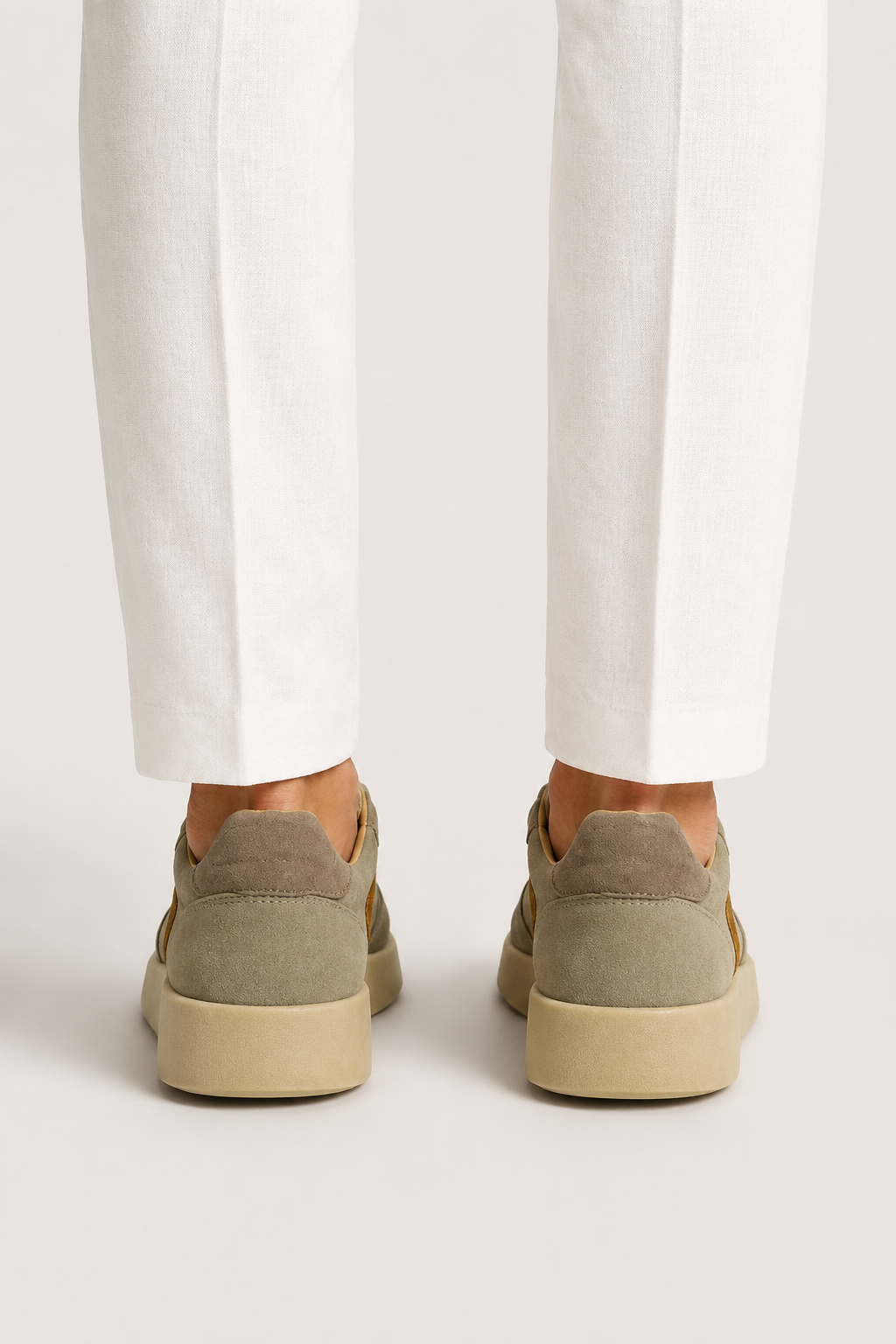 Verona Wildleder-Sneaker Olive/Beige