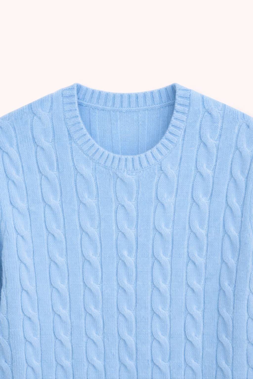 Handgestrickt Zopfmuster Himmelblau