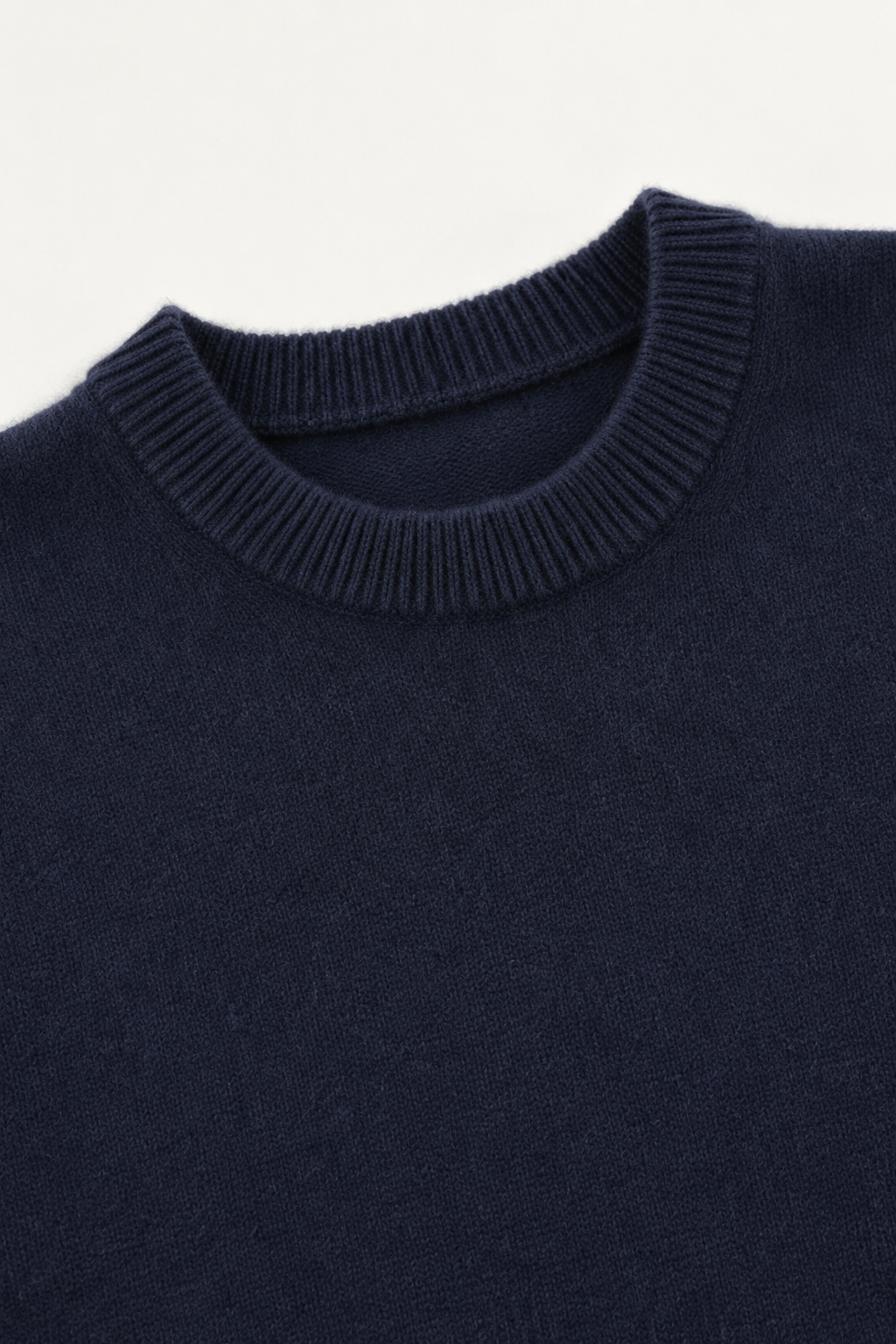 Fine Wool Crewneck Navy Blue