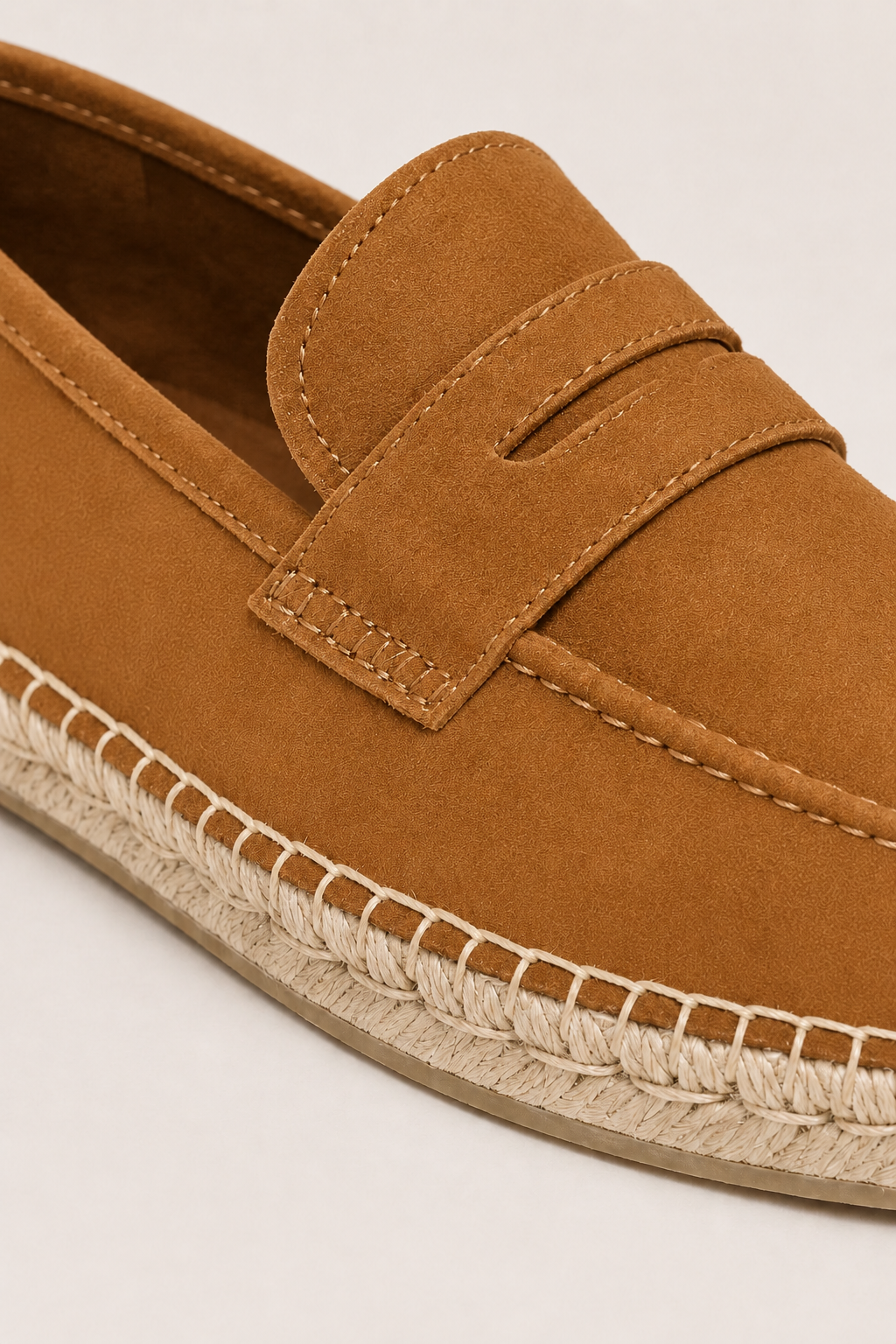 Espadrille aus Veloursleder Braun